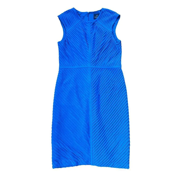 Adrianna Papell Dresses & Skirts - Adrianna Papell Short Sleeve Blue Dress